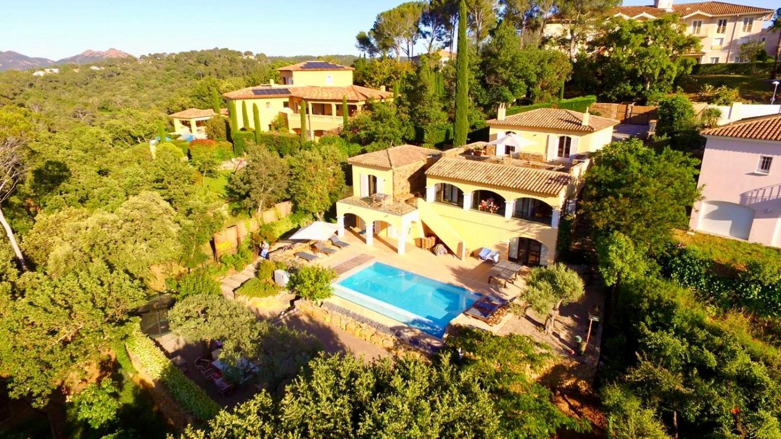 Villa familiale avec vue imprenable Saint-Raphaël Extérieur photo