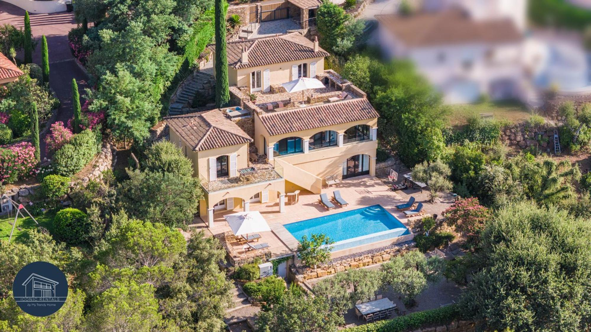 Villa familiale avec vue imprenable Saint-Raphaël Extérieur photo