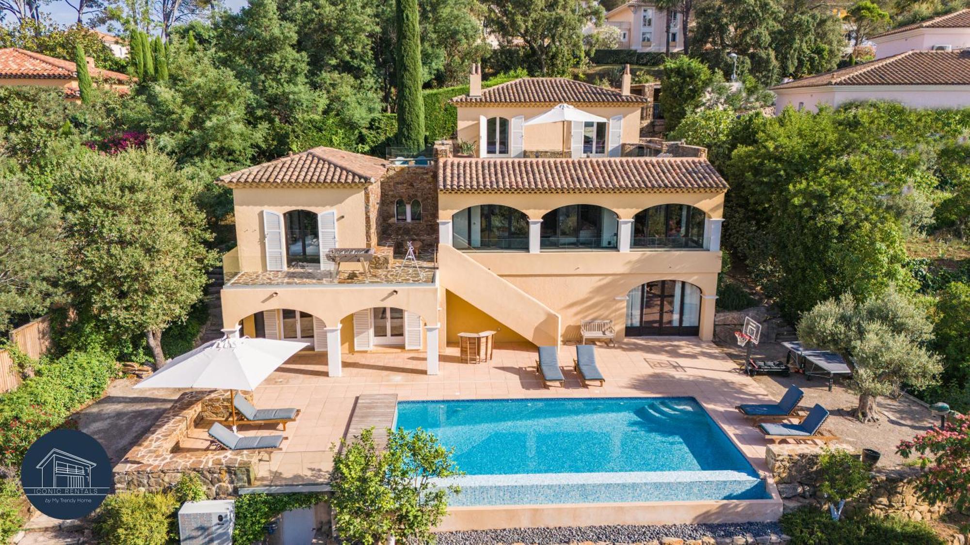 Villa familiale avec vue imprenable Saint-Raphaël Extérieur photo